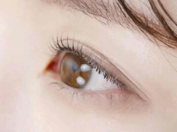 ビゾラ(BISOLA)の写真/なりたいイメージ別!【デザインが選べる♪トリートメントまつげパーマ★¥4900~】駅から近くて通いやすい◎