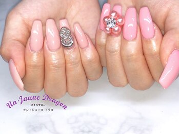 アン ジョーヌドラゴ/【ロングネイル】大人ネイル