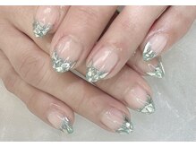 アリイネイルズ(ALII Nails)/ブルーガラスフレンチネイル
