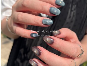 ミュー(mieux)/海外風チークネイル