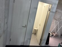 ルミナス(Luminous)の雰囲気（トイレ、更衣室も完備しております。）