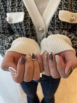 ムーイ 外苑前(mooi.)/stone art