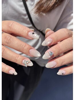 ミュー(mew)/Maika担当 @ma_ika_nail