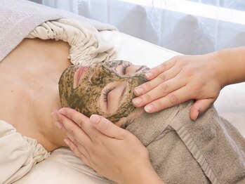 ココット 板橋(kokotto)の写真/【ハーブピーリング当店人気No5】ホウレイ線・たるみ改善ケア!¥11000→¥8800 若々しい見た目へ