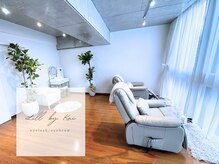 広々落ち着いた店内でゆったり施術☆大人女性に最適です！