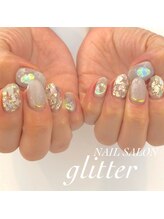 ネイルサロン グリッター(NAIL SALON glitter)/大人のシェルネイル