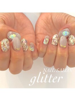 ネイルサロン グリッター(NAIL SALON glitter)/大人のシェルネイル
