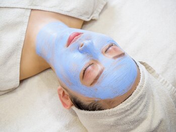 アンドユー ヨコハマ(&U Yokohama)/クリスティーナイラストリアス