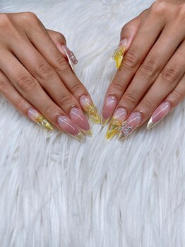 アメリー(amery)の写真/【他店オフ無料◎自爪・長さだしも歓迎！】マグネットもおススメ♪自分だけのネイルで周りと差をつけよう☆