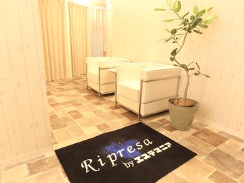 リプレサ バイ エステマニア(Ripresa)/エントランス