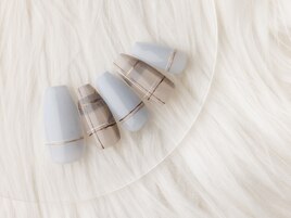 透け感おしゃれチェックネイル