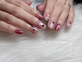 ハートマグチークネイル