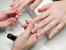 フリージア(Freesia)/最近人気の綺麗爪コース♪