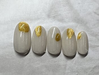 アミュレット(AMULET)/8月定額　6050円(税込)