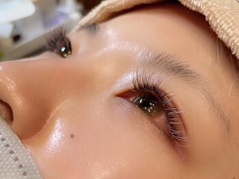 アクラ 三宮店(Acura.)の写真/原色やくすみカラー、豊富なブラウンなどカラーの種類が充実♪豊富なカラーを組み合わせて印象的な目元に☆