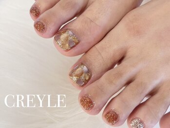 クレイル(CREYLE)の写真/人気のフットネイル☆お仕事で手元は派手に出来ない・・という方におすすめ◎足元からオシャレを楽しめる!