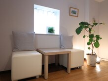 オステオパシック メディスン 岡町/待合室