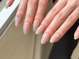 ちゅるんベージュ×Vカット