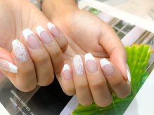 グランディール(Grandir)/レース風ネイル