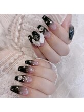 リンドネイル バイ モカ アンド ララ(Lind nail by moca and LaLa)/黒グラデーション