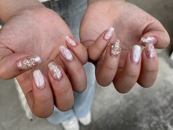 サクノネイル(SAKUNONAIL)/フラワーニュアンスネイル