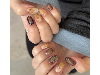 アイラ(ayla)/アンニュイな秋ニュアンス