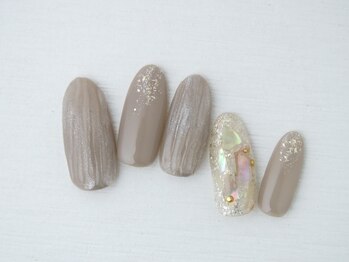 シシ(SiSi)/#上品 #シェル #うねうねネイル