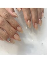 ララアンジュ(LaLa-Ange)/キラキラパーツネイル