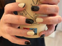 ハチノジネイル/持ち込みバイカラーネイル