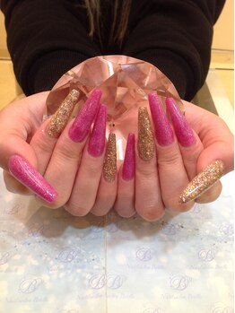 エスフィーネイルサロン ブリーユ(Esfy nailsalon Brille)/スカルプワンカラー