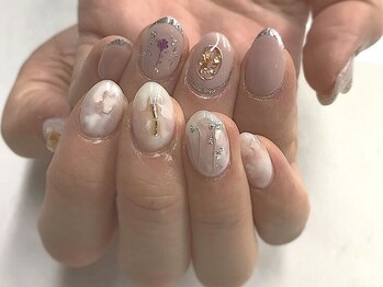 イビズ 新宿店(eviz)/もやもやネイル