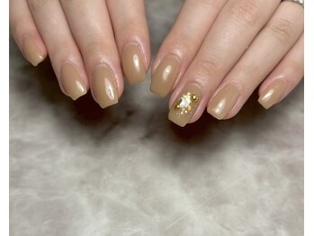 ベージュネイル