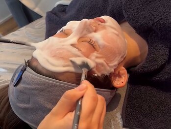 リノリー(rinory)の写真/【肌本来の美しさを引き出す☆】優しく角質をケア＆有効成分を深部まで届け透明感とハリのある素肌へ♪