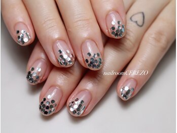 ネイルルーム セレッソ(CEREZO)/ホロでグラデーション