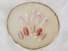 ダリア(Dahlia)の雰囲気（300色以上のカラーからお好みに合わせて配色いたします◎）