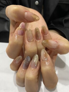 レビー(Revie)/ミラーネイル