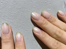 ノラ ミナミアオヤマ(NORA MINAMIAOYAMA)/抹茶グリーンの細フレンチ
