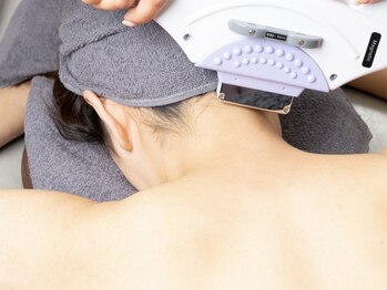 ビューティルーム アム(BEAUTY ROOM amu)の写真/【夏本番！ツルすべ肌もまだ間に合う◎】最新脱毛器ルミクスでツルツル美肌★ポイント脱毛やWax脱毛も人気!