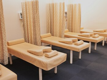 烏丸御池整体院【首肩こり/腰痛/骨盤矯正/姿勢改善】/施術ルーム