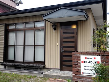 サロン グラッドリー(salon GLADLY)/<外観>