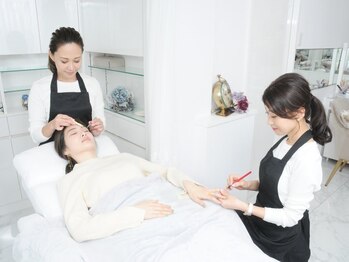 カシェット(Cachette)/人気♪ネイル&まつエク同時施術