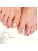 ジャスミン(jasmine)/タイルフットネイル　定額￥7700