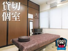 QB脱毛 高田馬場店の雰囲気（白とナチュラル色基調のシンプルな店内。初めてでも気兼ねなし☆）