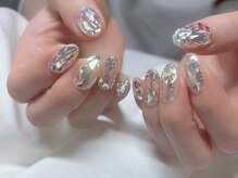ラフィーネイル(Rafy Nail)の雰囲気（キラキラガラス）