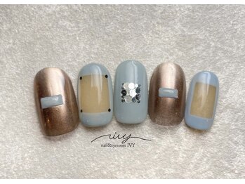 アイヴィー(IVY)/くりぬきネイル