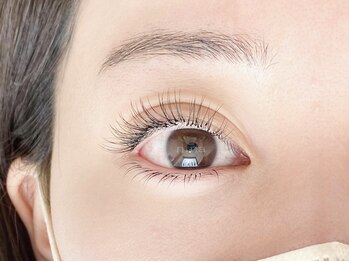 ニーナ 恵比寿(nina)の写真/【LED変更無料！】エクステだけで根元から上がる「アップリフティングマツエク」♪施術もメイクも時短◎
