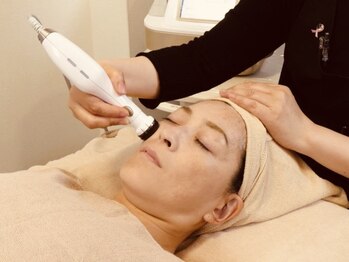 漢方エステ BSY/プラズマシャワーフェイシャル