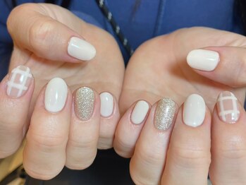 プラチナムドール 京都駅前店(PLATINUMDOLL)/2本アートネイル