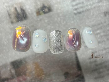 ミラーぷっくりネイル