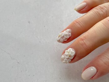 ネイルズ ココ(nails COCO)の写真/シンプルだけど上品に♪ハイセンスなデザインで思わず何度でも見ちゃう美しい指先へ◎